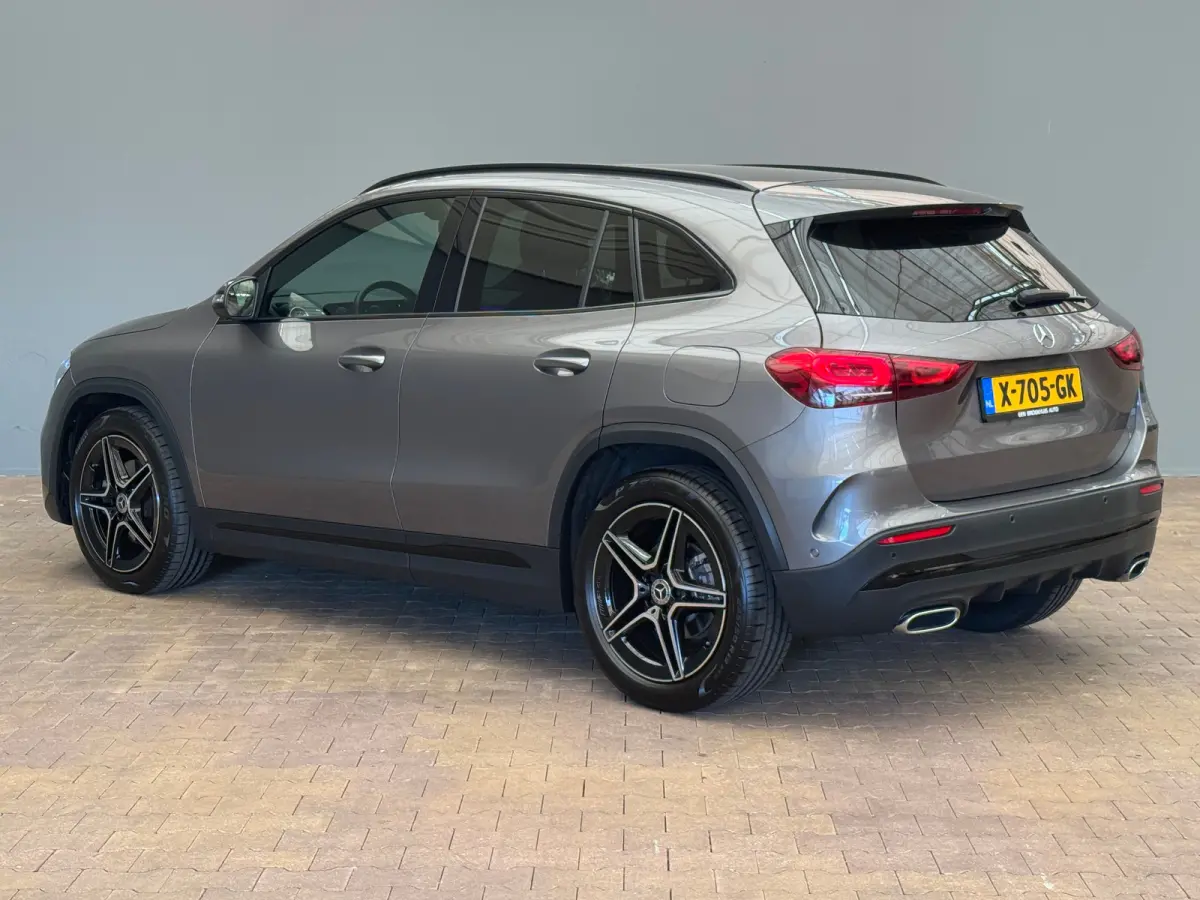 200 AMG Line 200! | AMG Pakket | Camera | Widescreen | Sensoren Voor & Achter | | AMG-styling | Bluetooth telefoonvoorbereiding | Cruise control