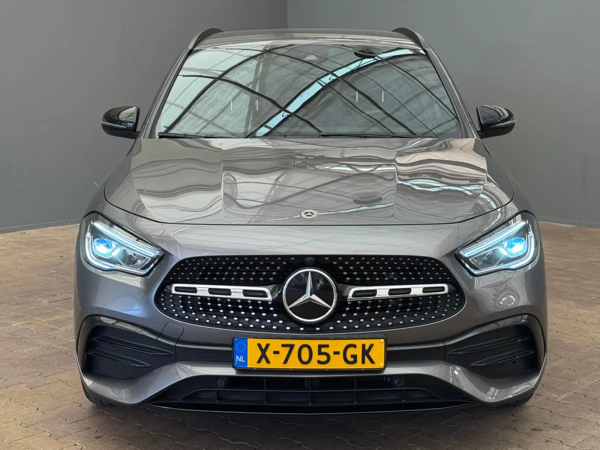 200 AMG Line 200! | AMG Pakket | Camera | Widescreen | Sensoren Voor & Achter | | AMG-styling | Bluetooth telefoonvoorbereiding | Cruise control