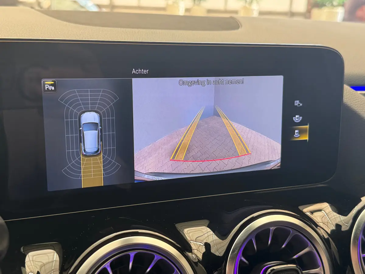 200 AMG Line 200! | AMG Pakket | Camera | Widescreen | Sensoren Voor & Achter | | AMG-styling | Bluetooth telefoonvoorbereiding | Cruise control