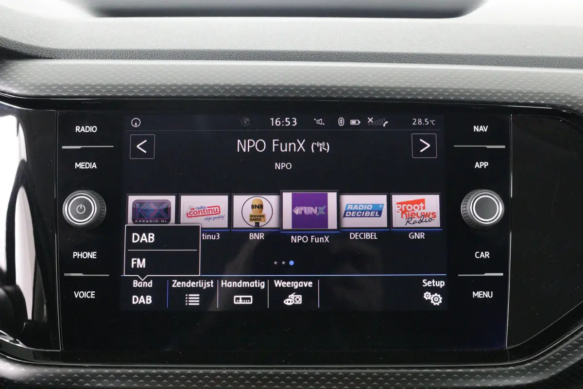 1.0 TSI Life | Automaat! | Navigatie | Cruise Adaptive  | Airco | Parkeersensoren V+A | DAB | BLIS | Lichtmetalen Velgen