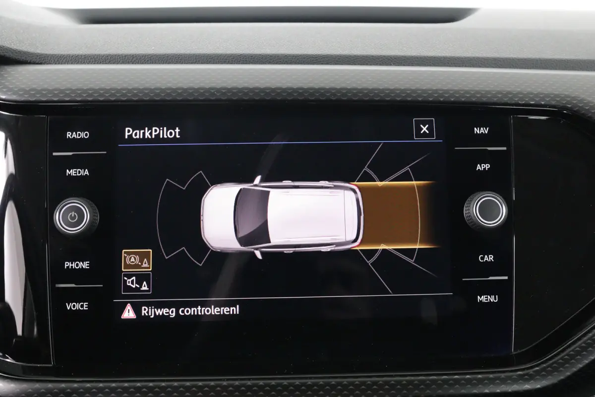 1.0 TSI Life | Automaat! | Navigatie | Cruise Adaptive  | Airco | Parkeersensoren V+A | DAB | BLIS | Lichtmetalen Velgen