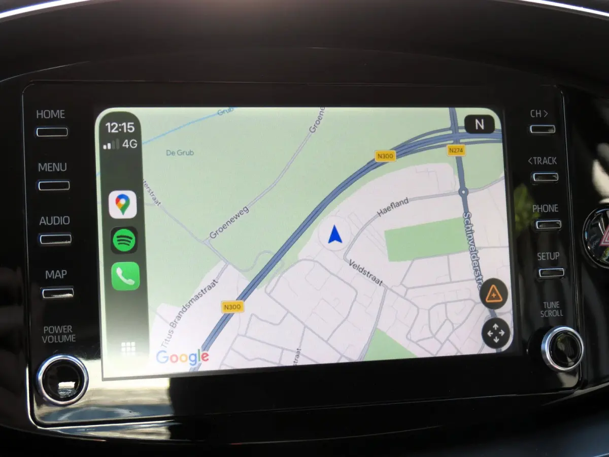 1.0 VVT-i First AUTOMAAT | CAMERA | STOELVERWARMING | APPLE CARPLAY | KEYLESS ENTRY | CLIMA | DEALER ONDERHOUDEN |