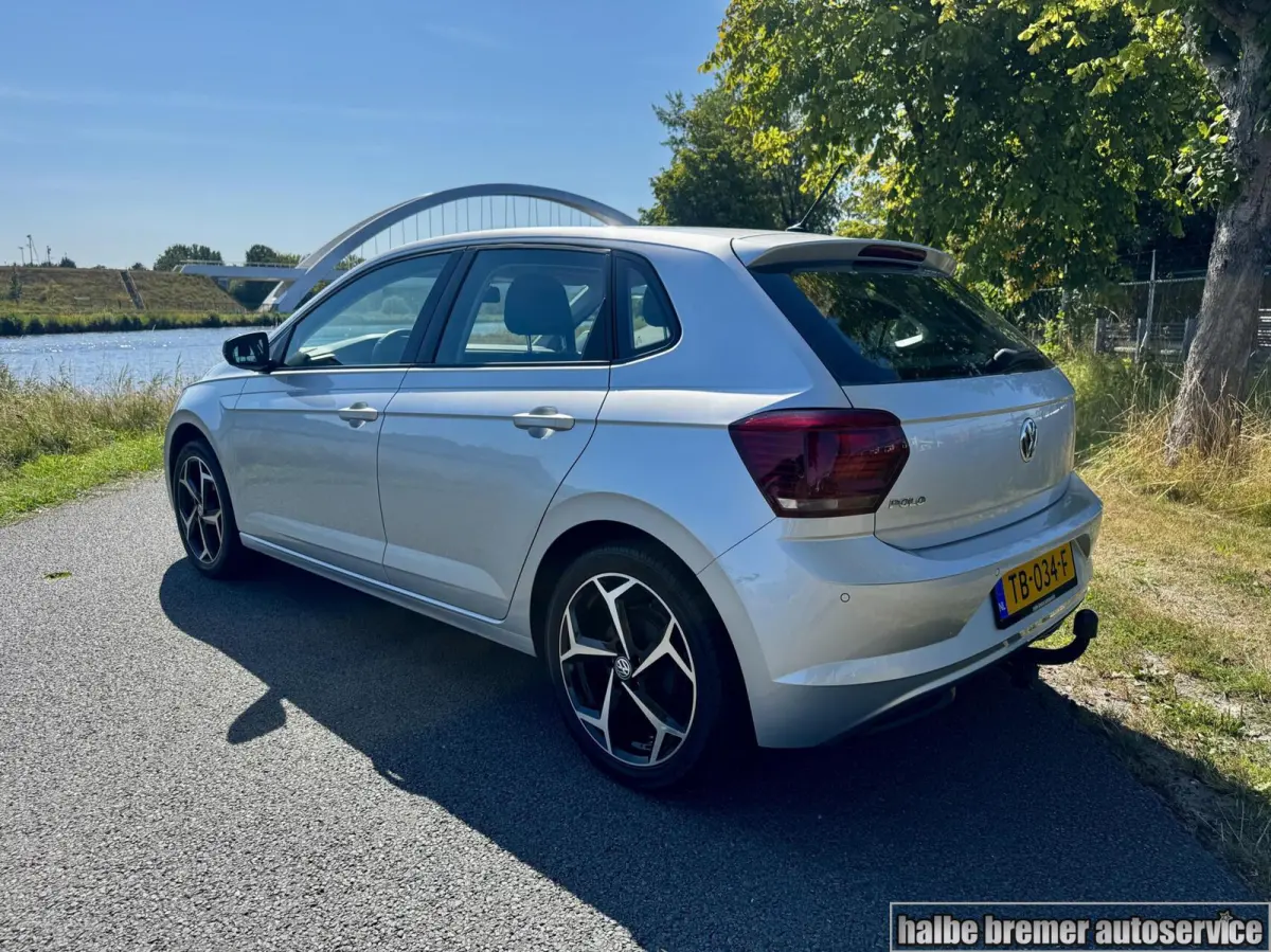 1.0 TSI Comfortline|17 inch|Carplay|ACC|PDC