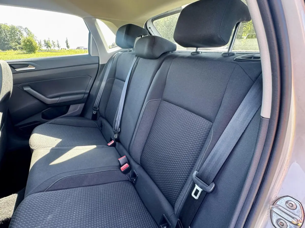 1.0 TSI Comfortline|17 inch|Carplay|ACC|PDC