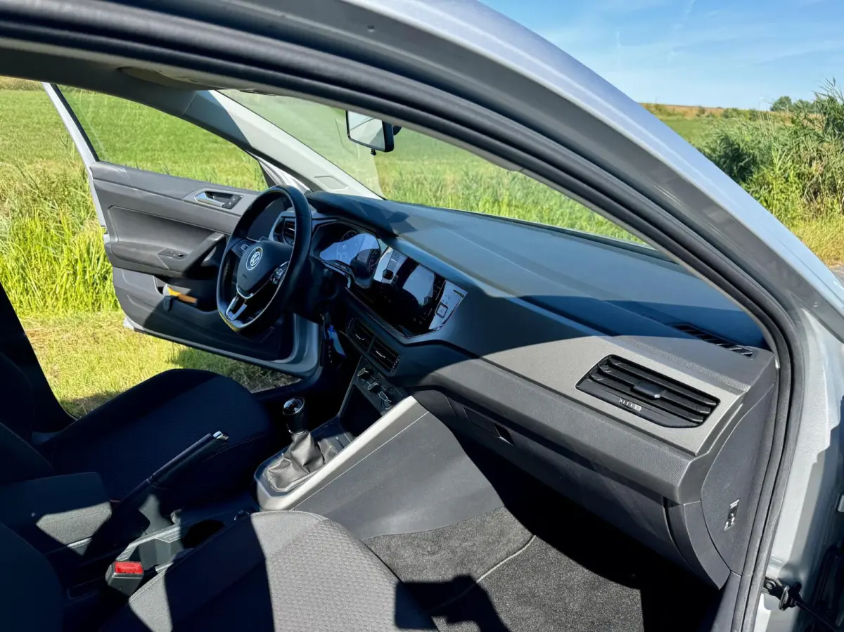 1.0 TSI Comfortline|17 inch|Carplay|ACC|PDC