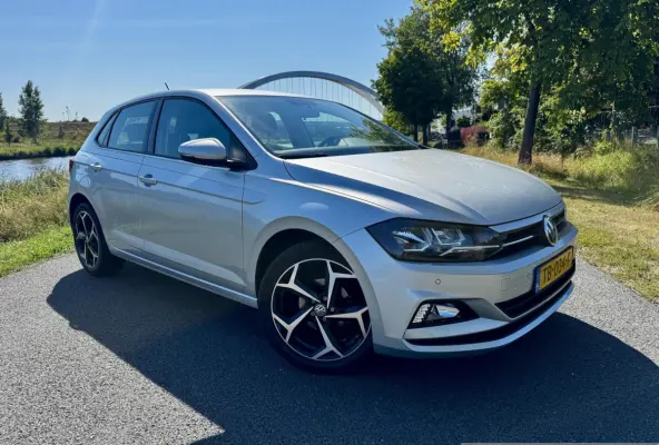1.0 TSI Comfortline|17 inch|Carplay|ACC|PDC