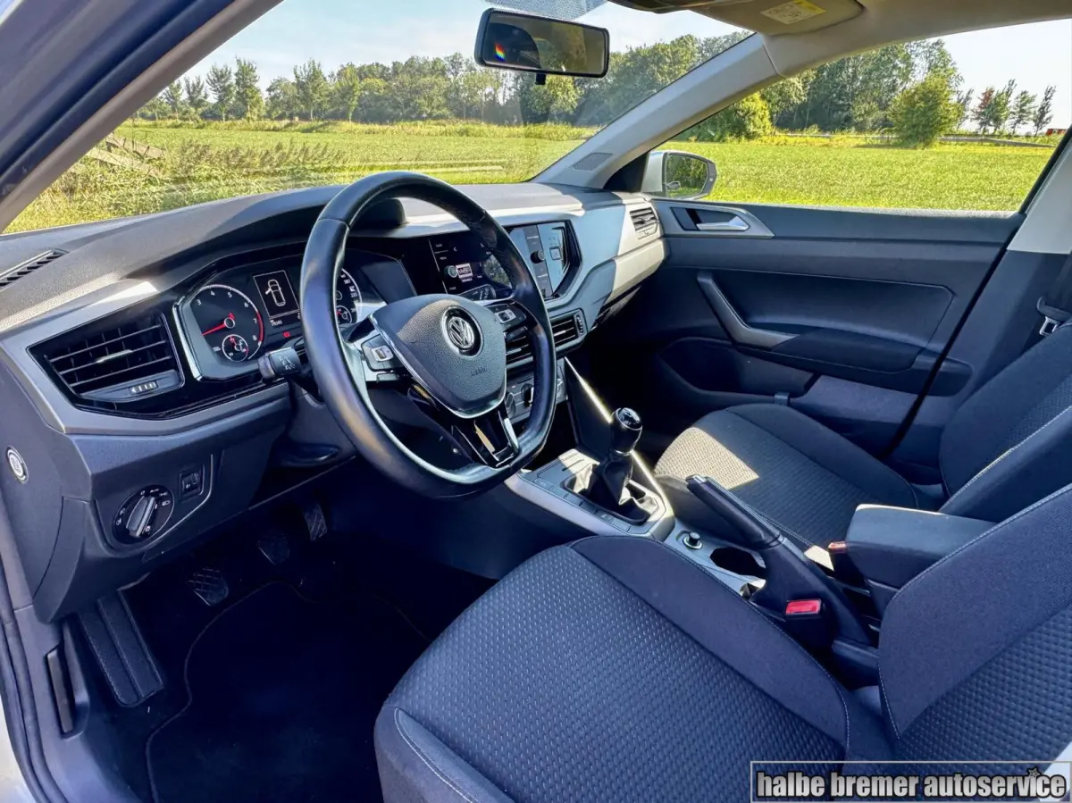 1.0 TSI Comfortline|17 inch|Carplay|ACC|PDC