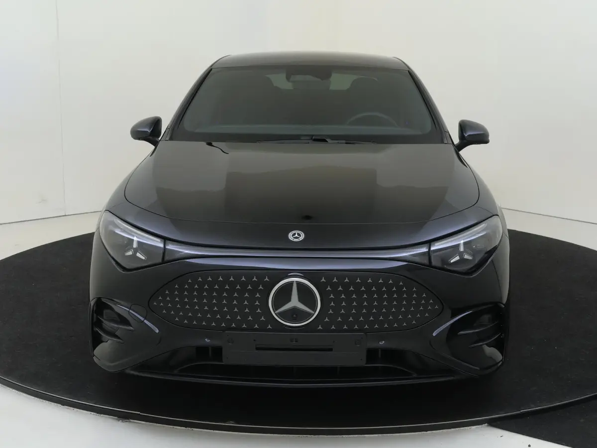 250+ Business Solution AMG 85.5 kWh / AMG Line Plus/ 19 inch/ Night/ Rode gordels