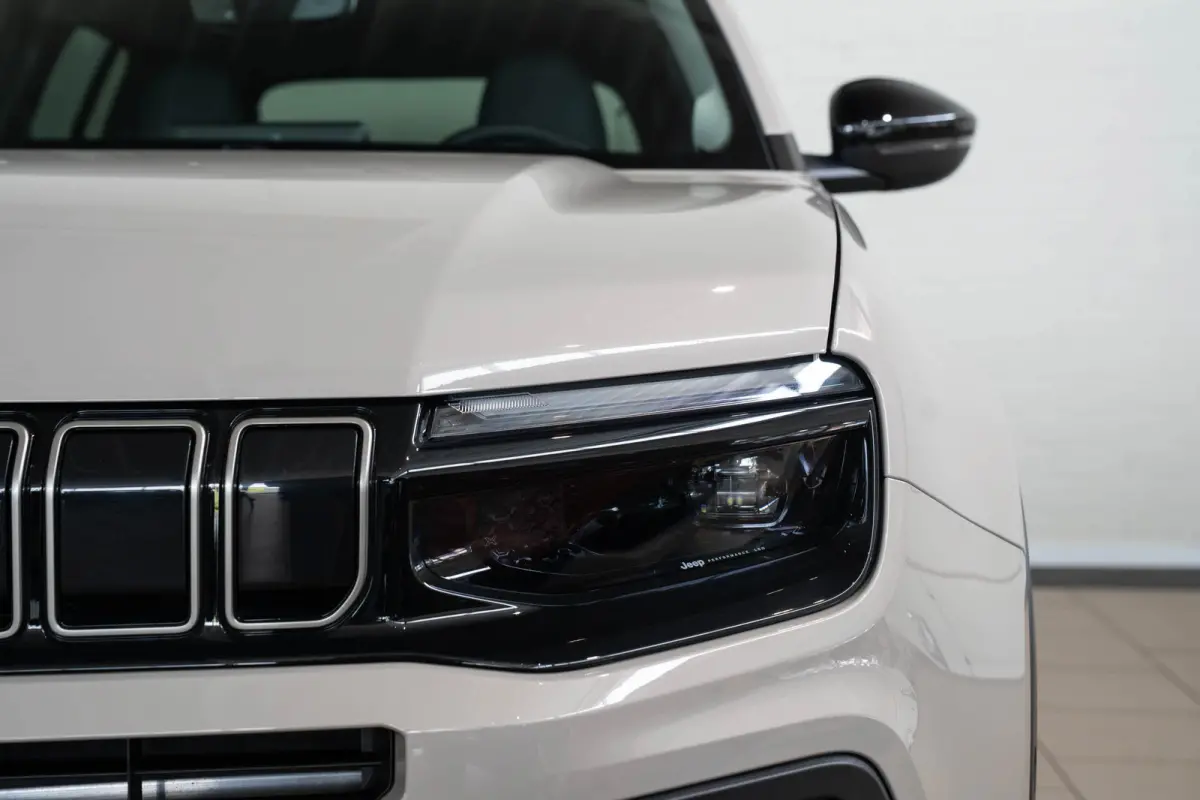 Summit 54 kWh | SOH 97% | Camera | Apple Carplay & Android Auto | Climate Controle | Keyless | Parkeersensoren |
