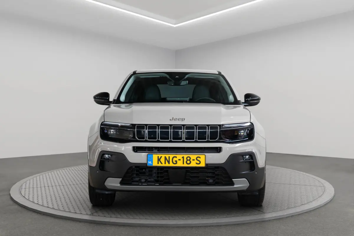 Summit 54 kWh | SOH 97% | Camera | Apple Carplay & Android Auto | Climate Controle | Keyless | Parkeersensoren |