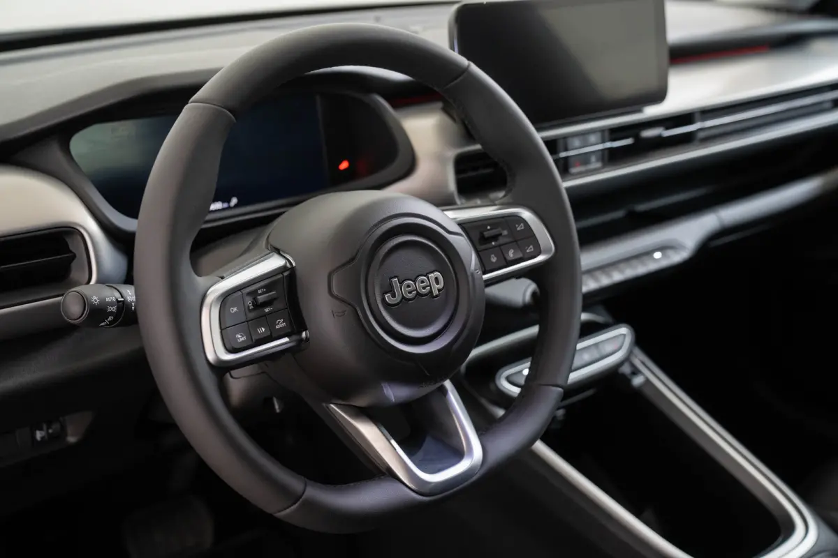 Summit 54 kWh | SOH 97% | Camera | Apple Carplay & Android Auto | Climate Controle | Keyless | Parkeersensoren |
