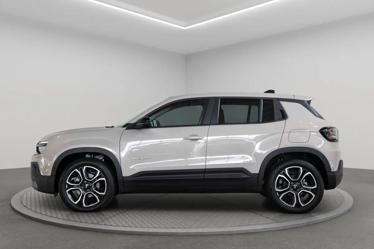 Summit 54 kWh | SOH 97% | Camera | Apple Carplay & Android Auto | Climate Controle | Keyless | Parkeersensoren |