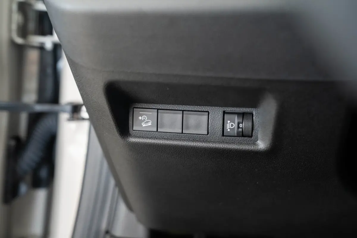 Summit 54 kWh | SOH 97% | Camera | Apple Carplay & Android Auto | Climate Controle | Keyless | Parkeersensoren |
