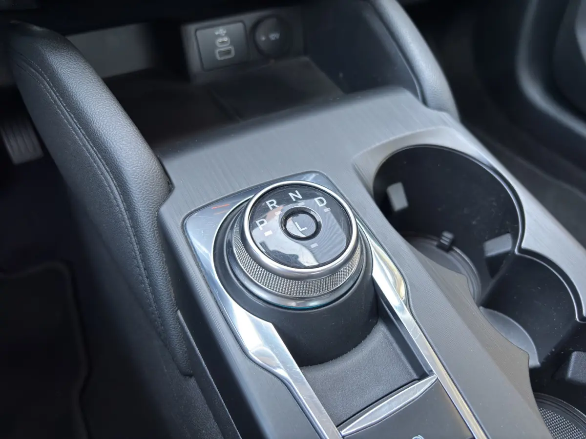 2.5 PHEV Titanium | Stoelverwarming | Cruise Control | Org. NL | Apple Carplay