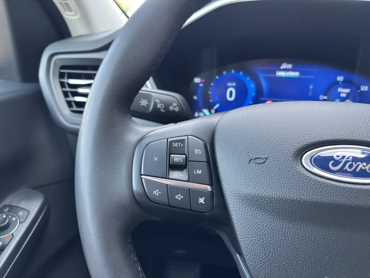 2.5 PHEV Titanium | Stoelverwarming | Cruise Control | Org. NL | Apple Carplay