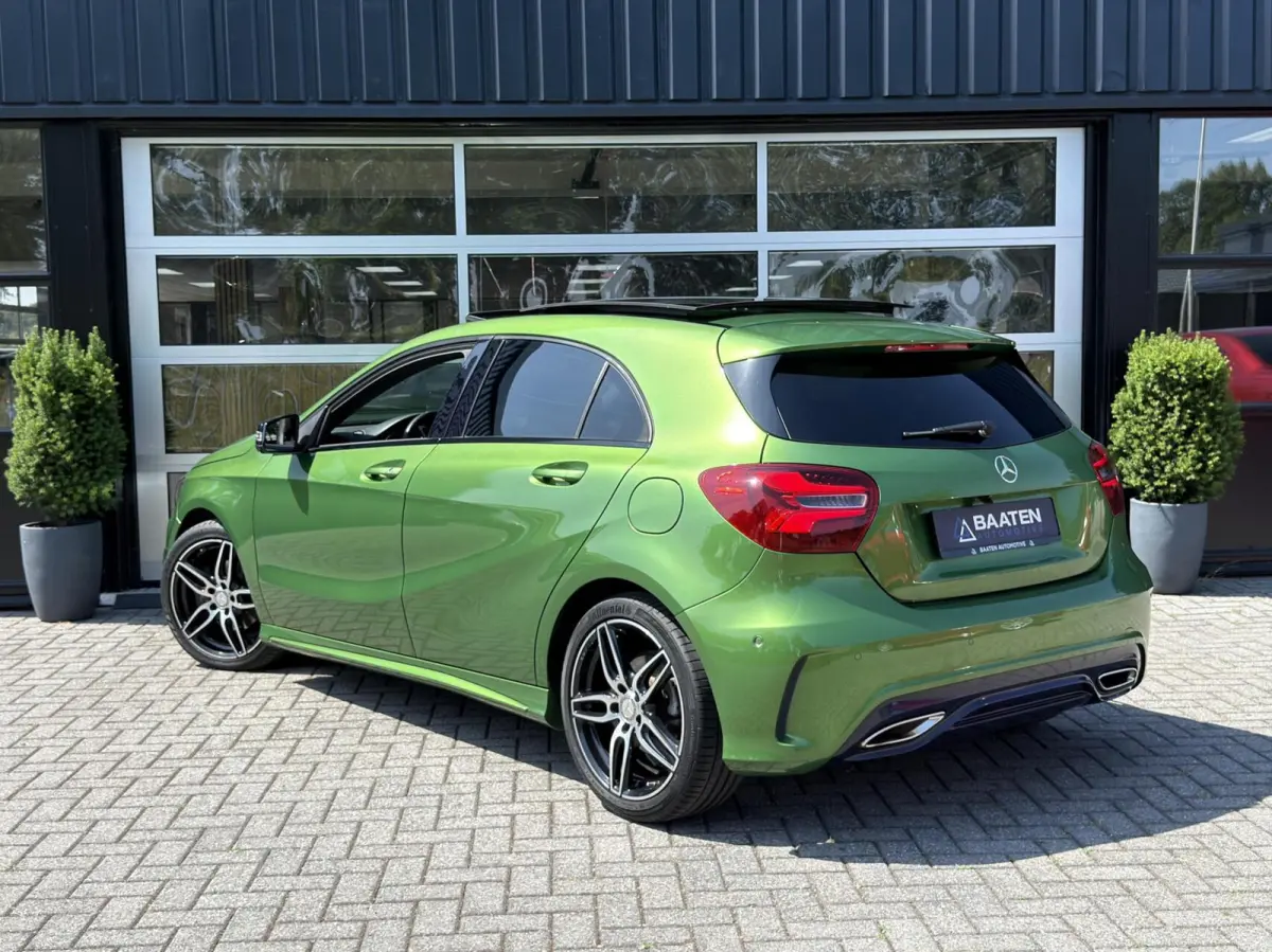180 AMG Line *Elbaitgreen* 1e eig |Pano|Camera|Dodehoek|Trekhaak