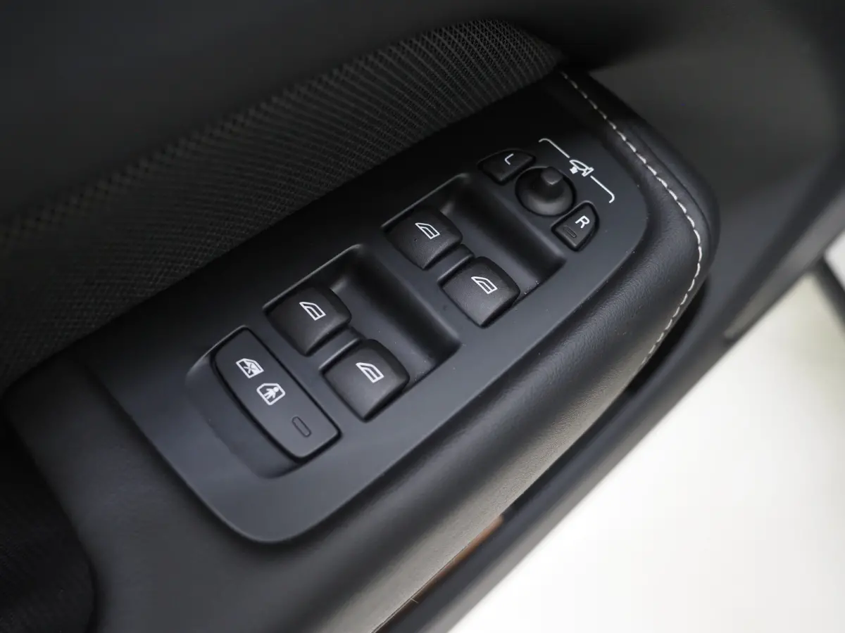 T8 Polestar Engineered 455PK AWD Full options | B&W | 22" | Gelam. glas | Trekhaak | 360°