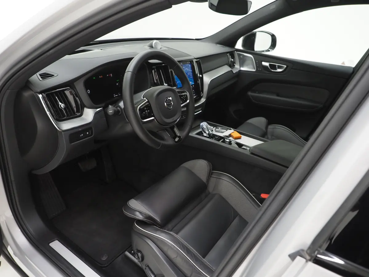 T8 Polestar Engineered 455PK AWD Full options | B&W | 22" | Gelam. glas | Trekhaak | 360°