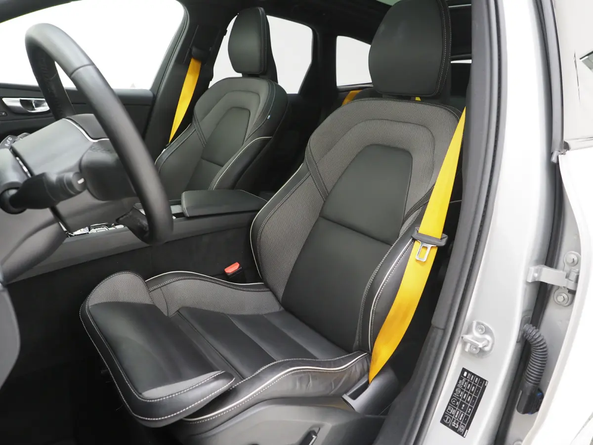 T8 Polestar Engineered 455PK AWD Full options | B&W | 22" | Gelam. glas | Trekhaak | 360°