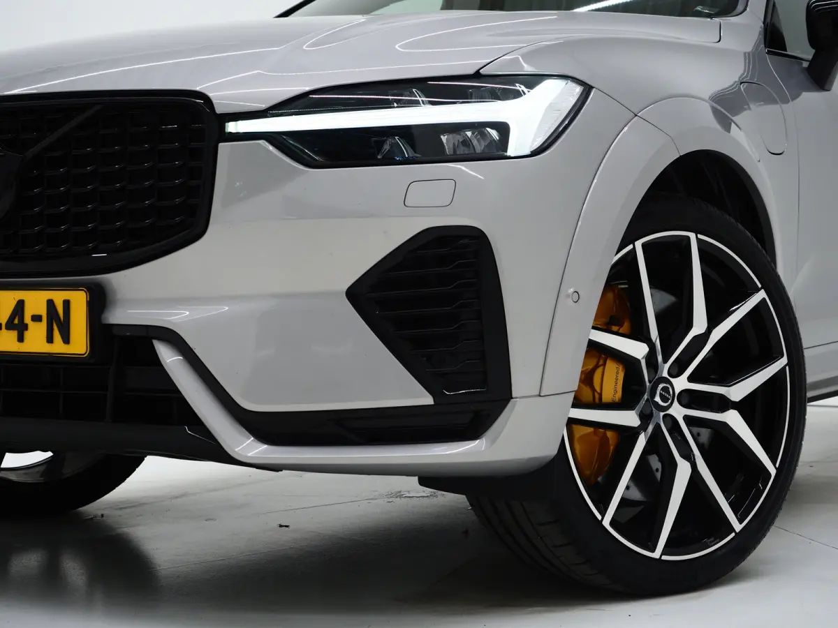 T8 Polestar Engineered 455PK AWD Full options | B&W | 22" | Gelam. glas | Trekhaak | 360°