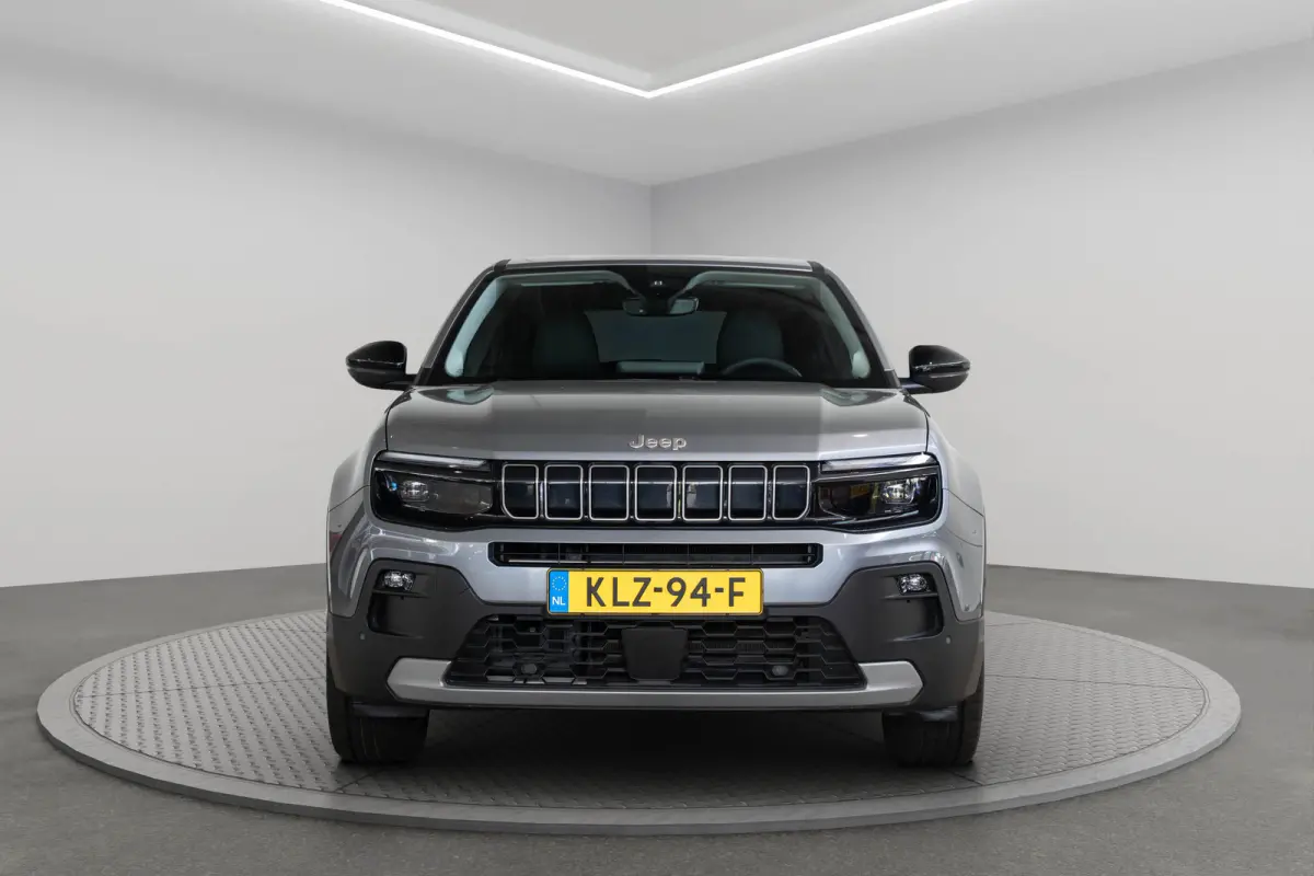 Summit 54 kWh | SOH 96% | Camera | Climate Controle | Apple Carplay & Android Auto | Keyless | Parkeersensoren |