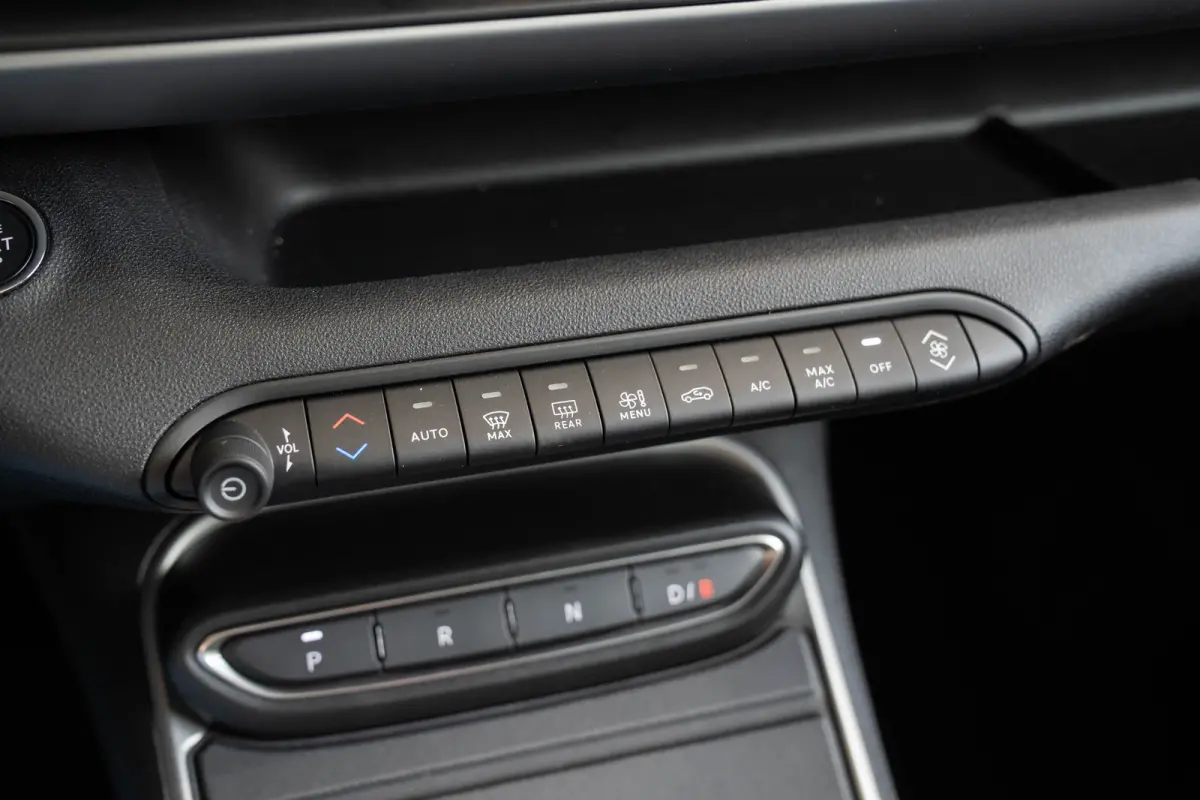 54 kWh | SOH 99% | Tot 8 Jaar Garantie | Warmtepomp | Stoelverwarming | Navigatie | Camera | Apple Carplay & Android Auto | Keyless | Parkeersensoren |