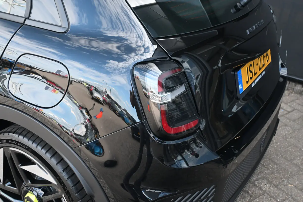 Turismo 240pk DEMO-DEAL! Tot 8 Jaar Garantie! | Sportstoelen | Navigatie by App | Parkeersensoren | Alcantara | !!