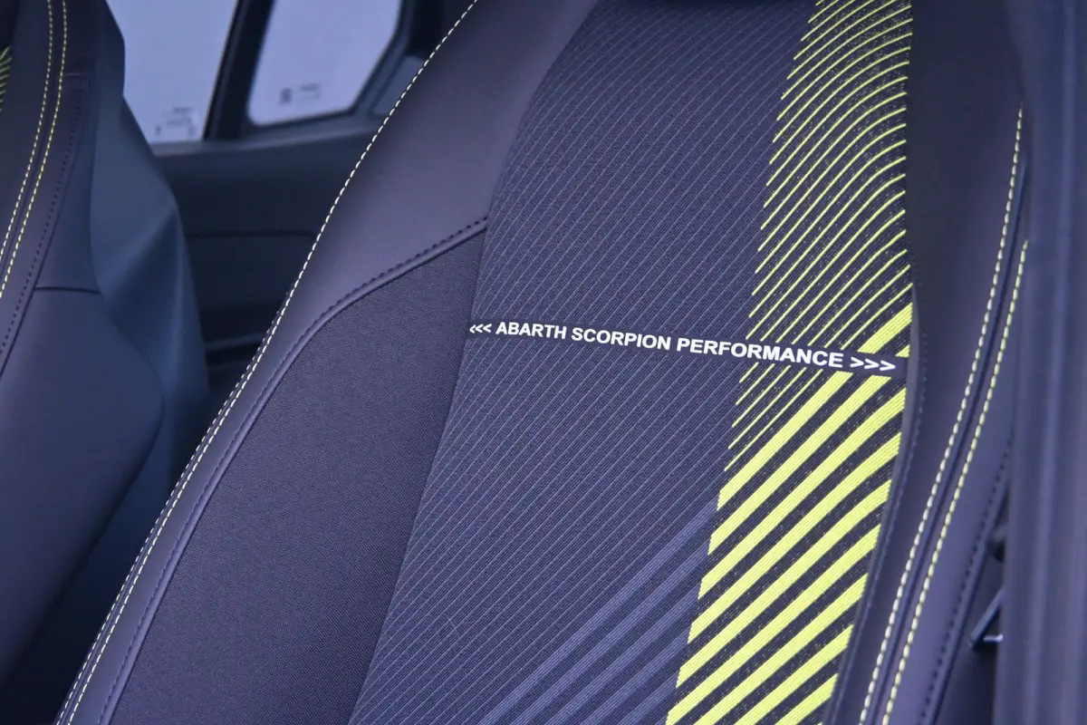 Turismo 240pk DEMO-DEAL! Tot 8 Jaar Garantie! | Sportstoelen | Navigatie by App | Parkeersensoren | Alcantara | !!
