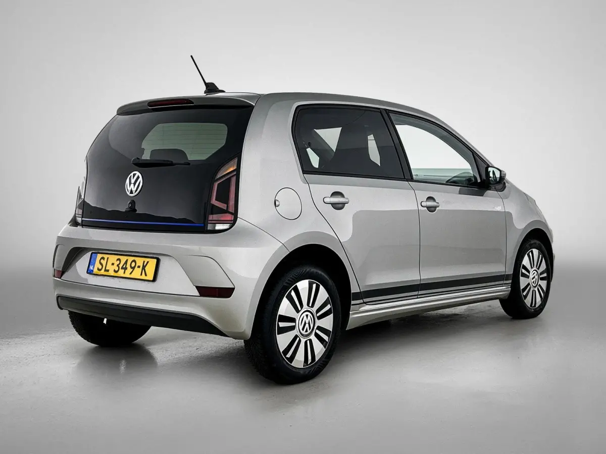 82 PK | SoH 82% | Automaat | Stoelverwarming | Voorruitverwarming | Climate Control | Lichtmetalen Velgen |