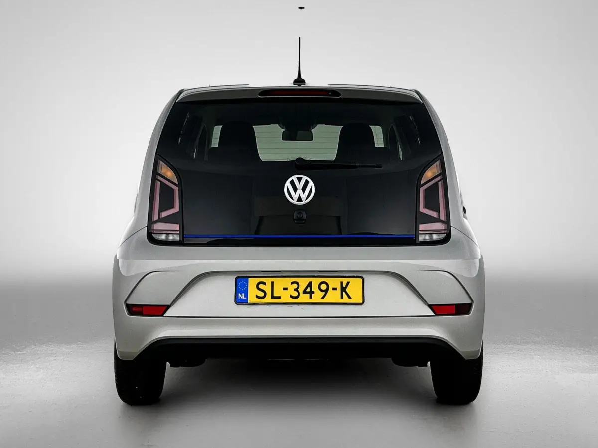 82 PK | SoH 82% | Automaat | Stoelverwarming | Voorruitverwarming | Climate Control | Lichtmetalen Velgen |