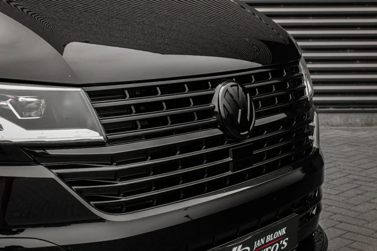 2.0 TDI L2H1 150PK BULLI DC DUBBEL CABINE / JB-EDITION / FULL OPTIONS / LEDER BEKLEDING / FULL BLACK/ APPLE