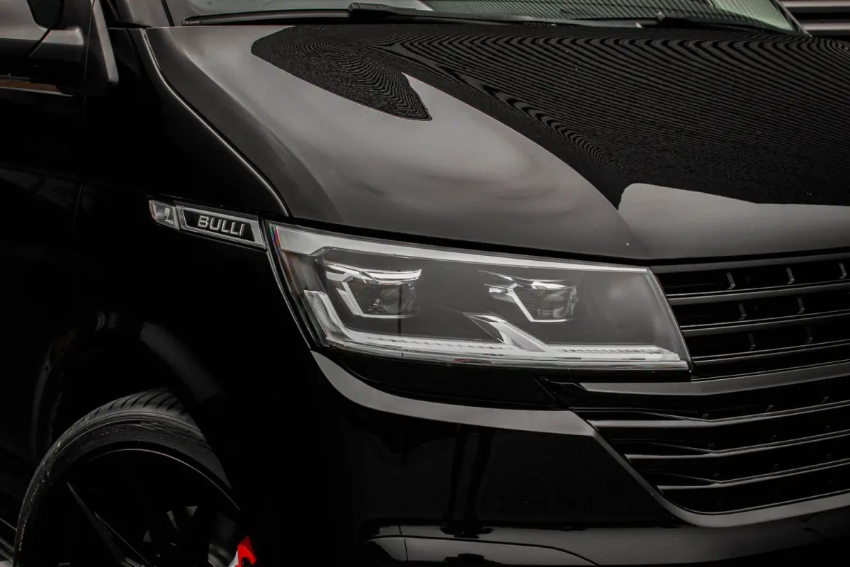 2.0 TDI L2H1 150PK BULLI DC DUBBEL CABINE / JB-EDITION / FULL OPTIONS / LEDER BEKLEDING / FULL BLACK/ APPLE