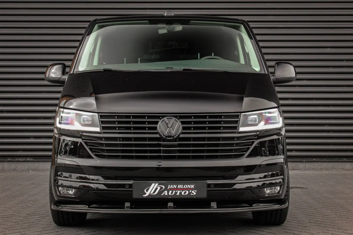 2.0 TDI L2H1 150PK BULLI DC DUBBEL CABINE / JB-EDITION / FULL OPTIONS / LEDER BEKLEDING / FULL BLACK/ APPLE