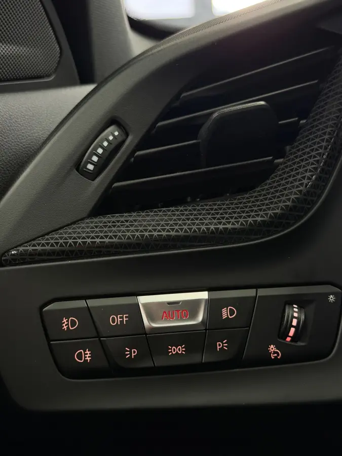 120i M-Pakket CarPlay Camera
