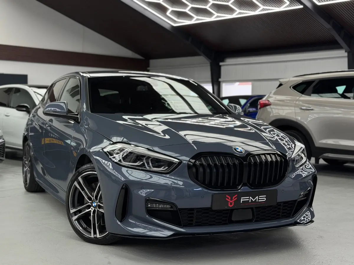 120i M-Pakket CarPlay Camera