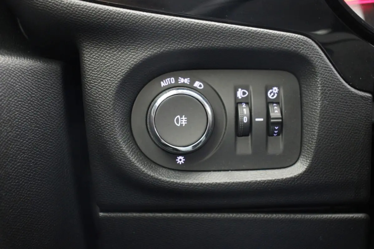 1.2 Edition - Carplay, Cruise, PDC
