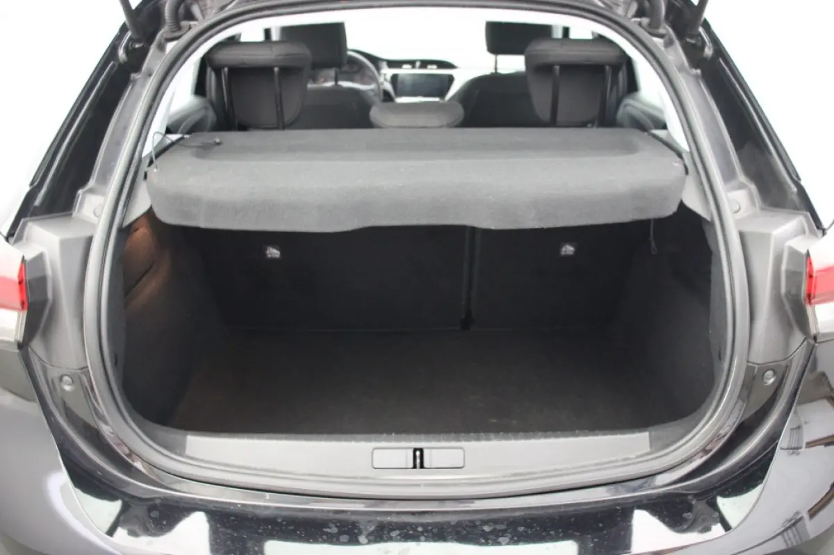 1.2 Edition - Carplay, Cruise, PDC