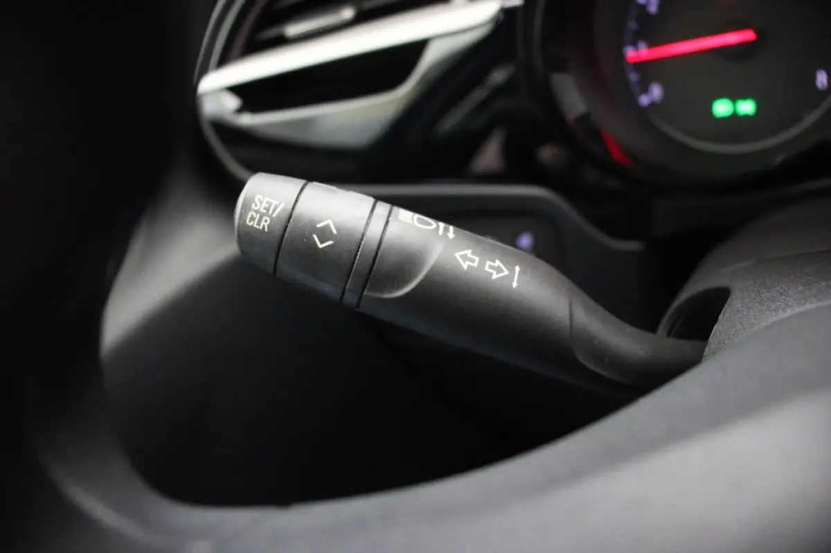 1.2 Edition - Carplay, Cruise, PDC