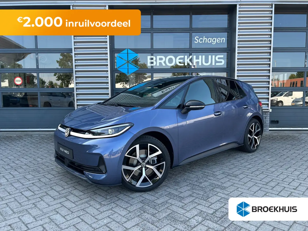 Style | Airconditioning automatisch, 2-zone (Climatronic) | Automatische afstandsregeling (Adaptive Cruise Control) | Buitenspiegels elektrisch instel-, verwarm- en inklapbaar