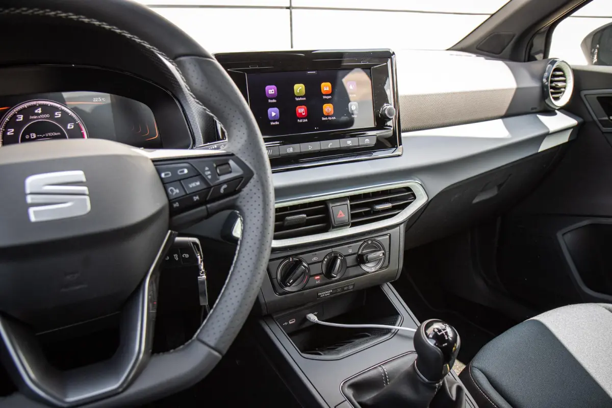 1.0 EcoTSI 95pk Style | Apple Carplay/Android Auto | Full LED | Parkeersensor Achter