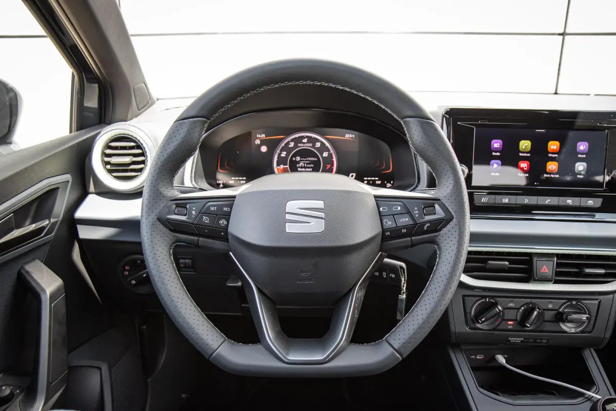 1.0 EcoTSI 95pk Style | Apple Carplay/Android Auto | Full LED | Parkeersensor Achter