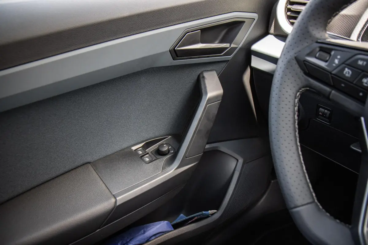 1.0 EcoTSI 95pk Style | Apple Carplay/Android Auto | Full LED | Parkeersensor Achter