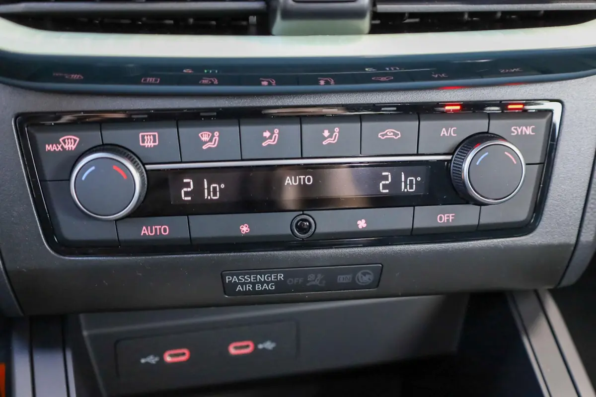 1.0 EcoTSI 95pk Style | Airco | Cruise Control
