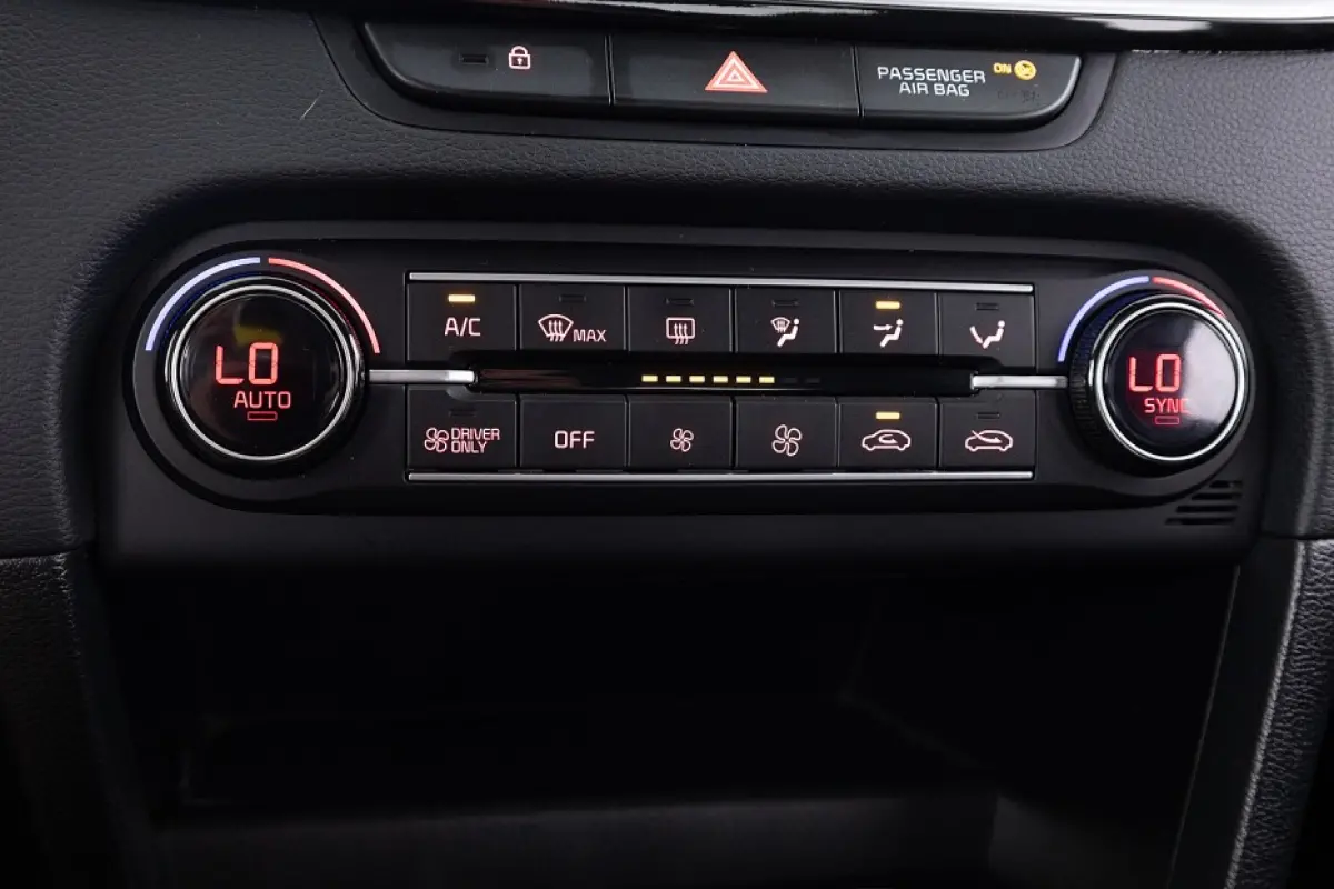 1.6 GDi PHEV DynamicLine | CARPLAY | Full LED | ECC !