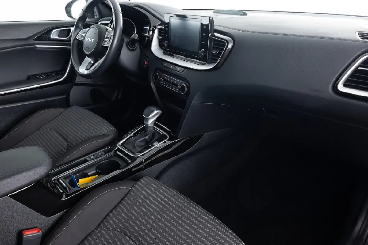 1.6 GDi PHEV DynamicLine | CARPLAY | Full LED | ECC !