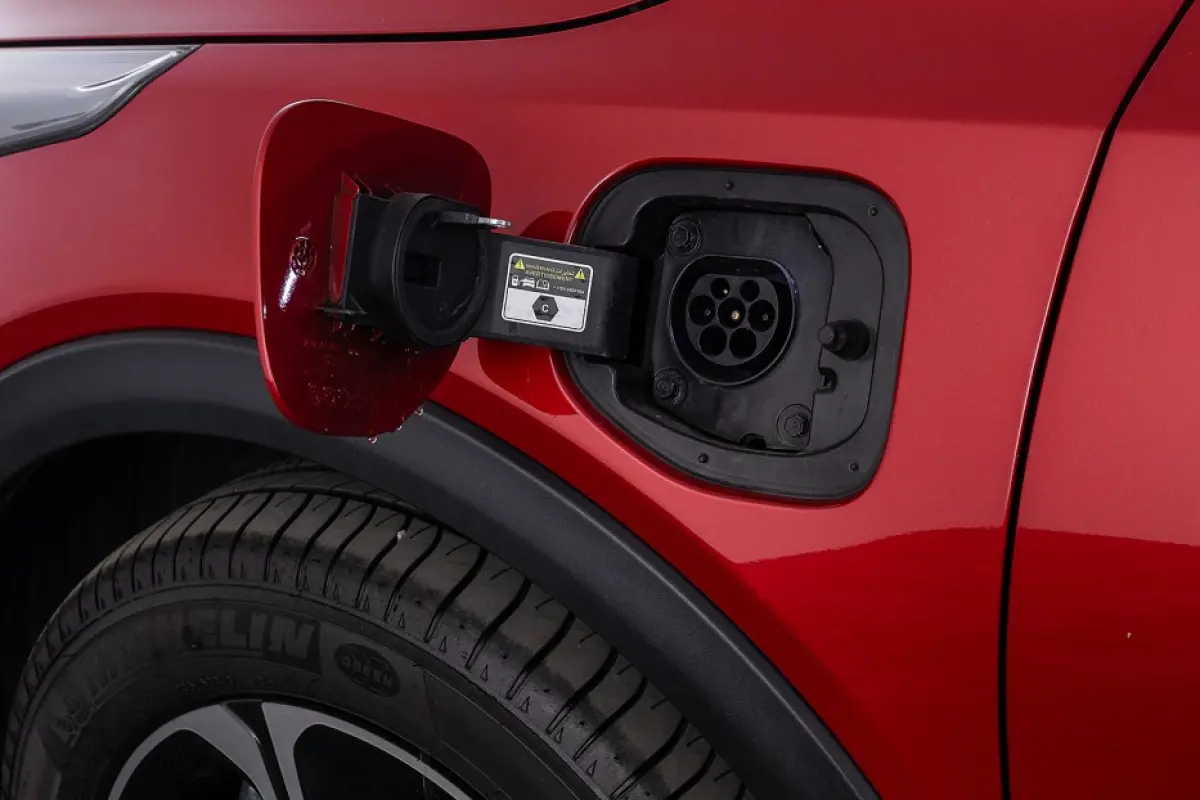 1.6 GDi PHEV DynamicLine | CARPLAY | Full LED | ECC !