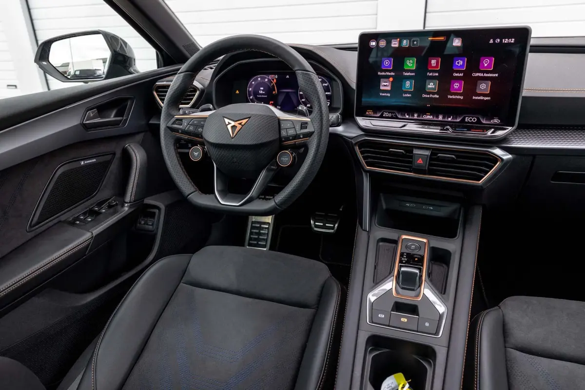 1.5 TSI e-Hybrid 272pk VZ Performance | Senneiser Audio | 19" Velgen