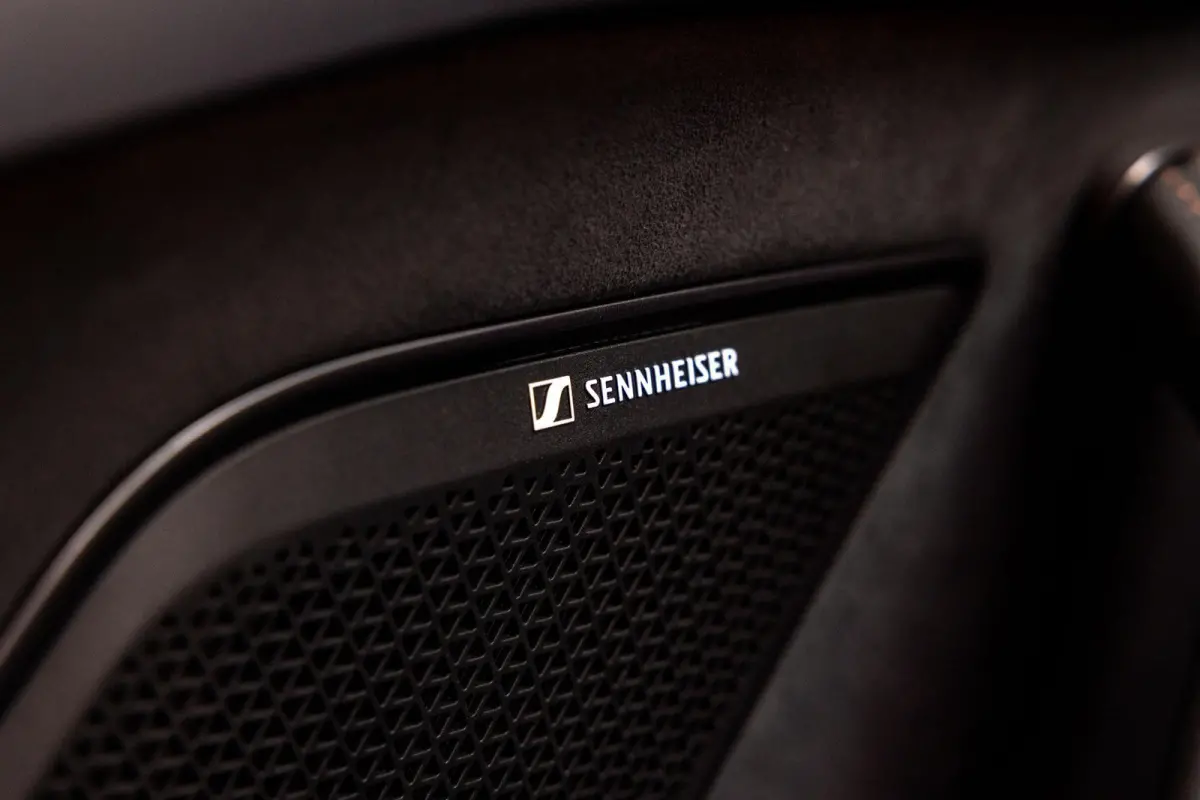 1.5 TSI e-Hybrid 272pk VZ Performance | Senneiser Audio | 19" Velgen