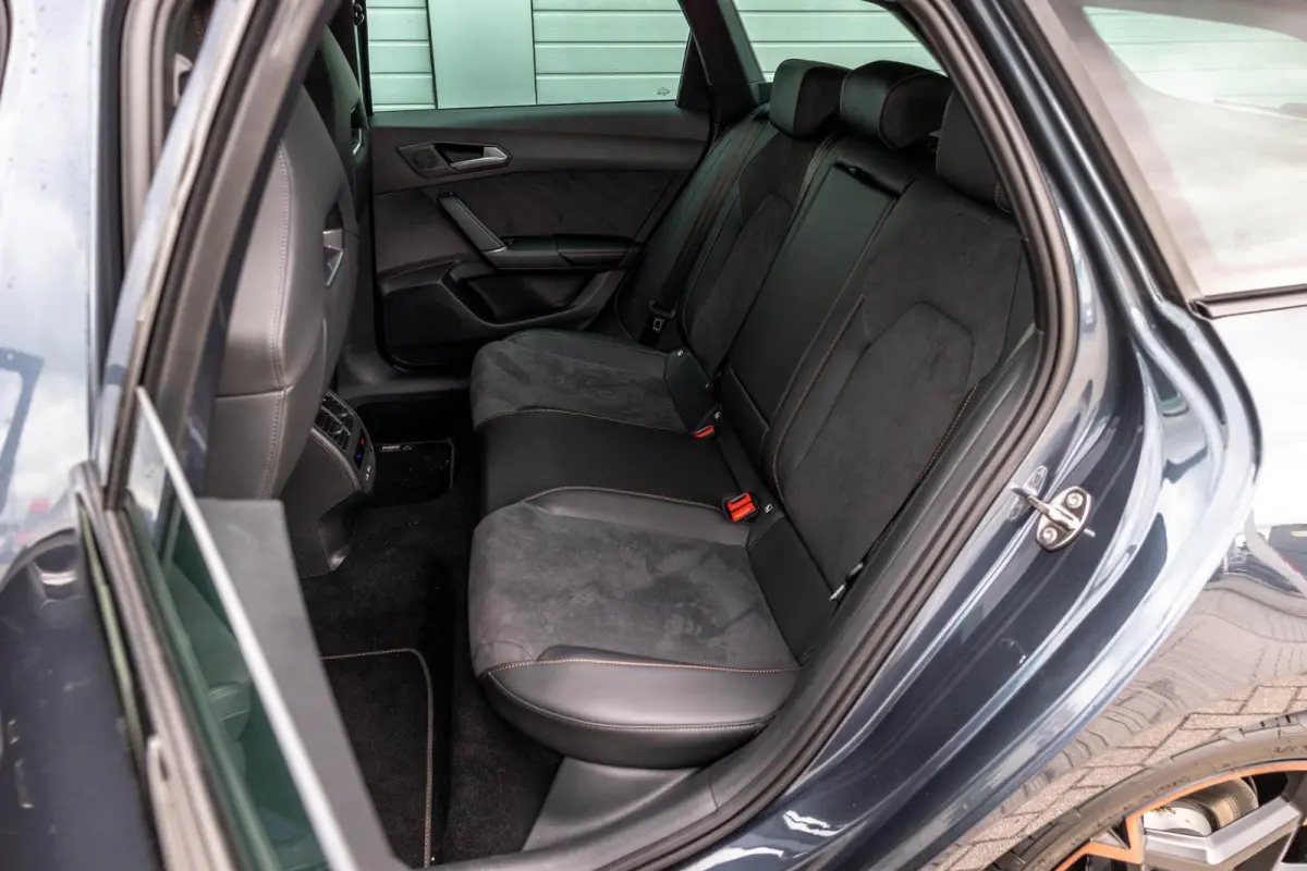 1.5 TSI e-Hybrid 272pk VZ Performance | Senneiser Audio | 19" Velgen