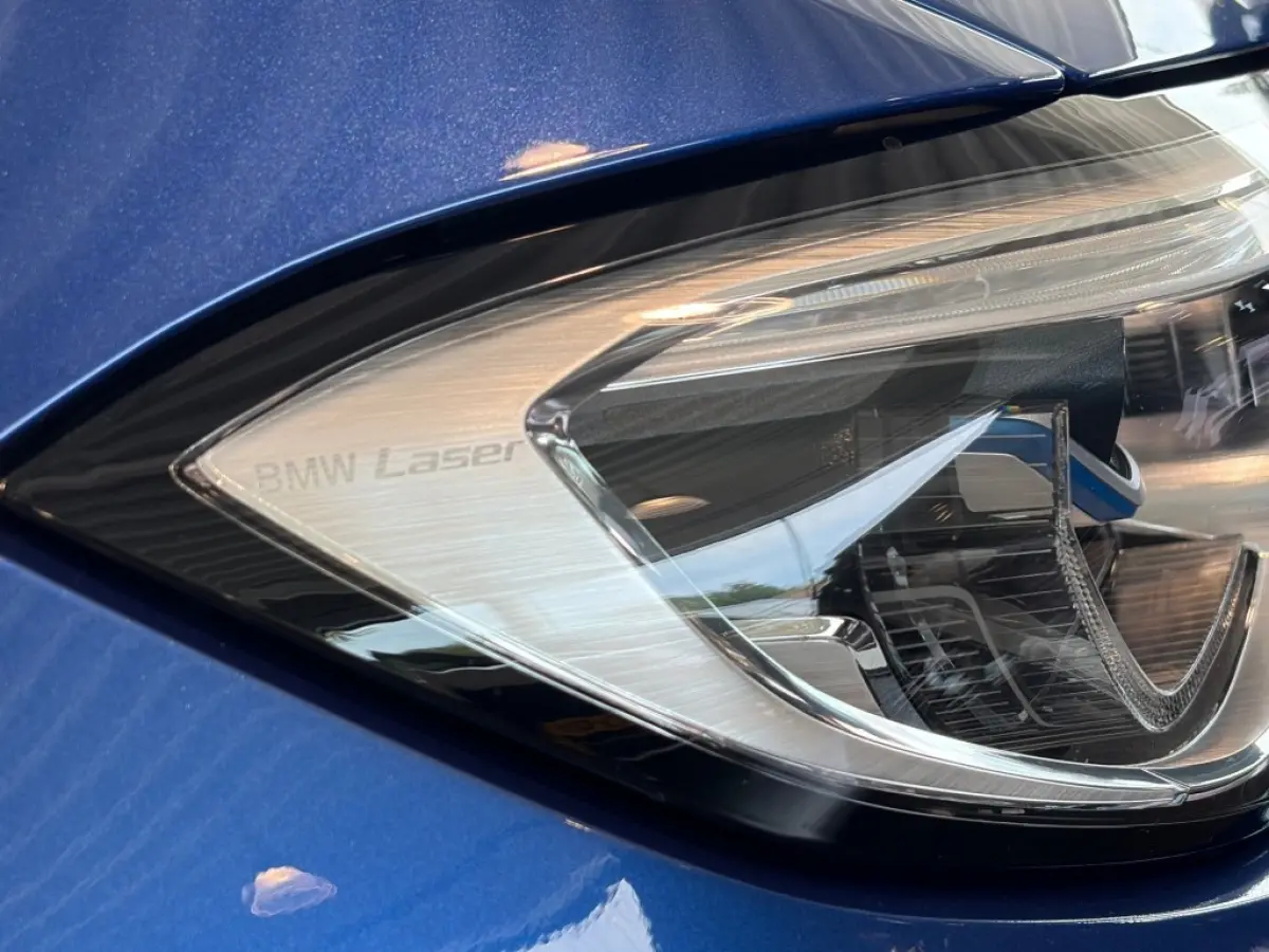 330e xDrive M Sport Pano Laserlicht HUD Camera Sfeerlicht Trekhaak
